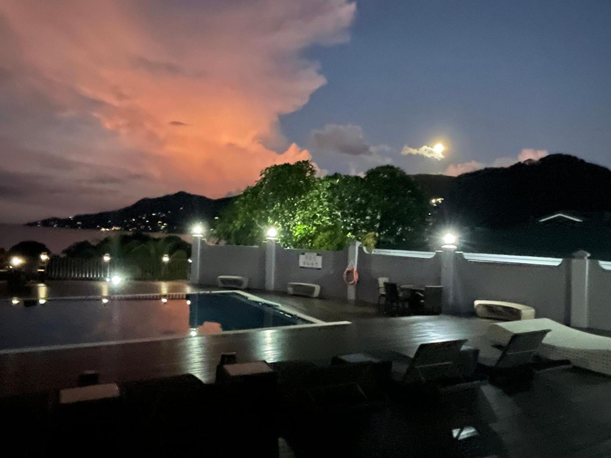 D'Offay Seaview Apartments Beau Vallon  Exterior photo