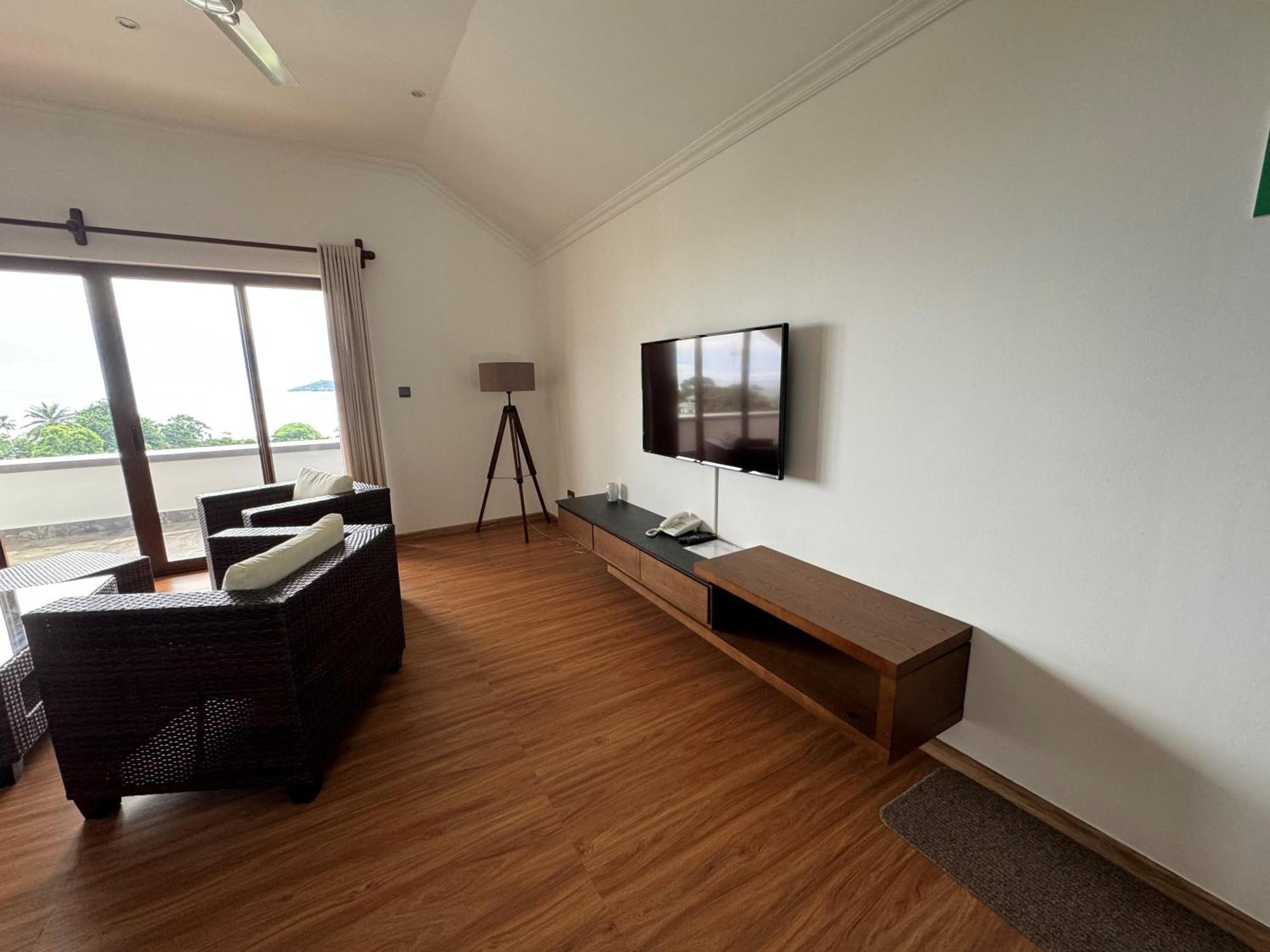 D'Offay Seaview Apartments Beau Vallon  Exterior photo